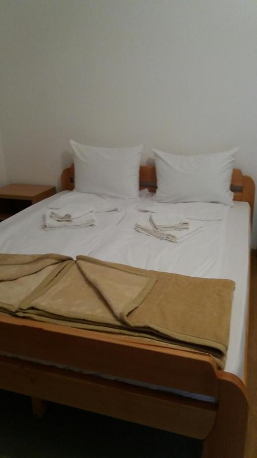 Apartmani Gmitrovic Ртан Екстериор снимка